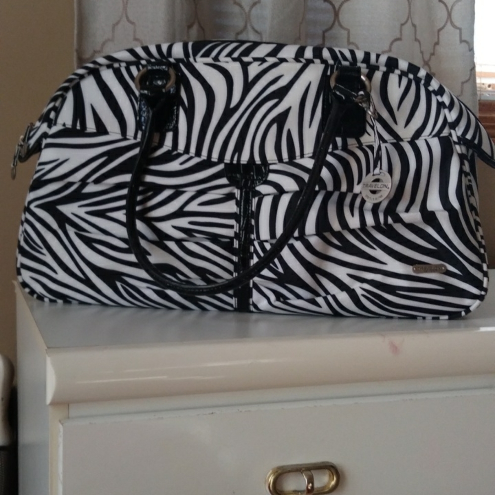 NWOT  Travelon Large  Overnight/ Travel Bag.